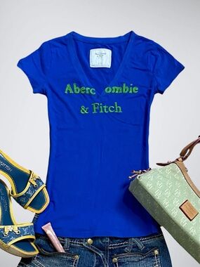 Early 2000s Abercrombie & Fitch V-Neck Tee